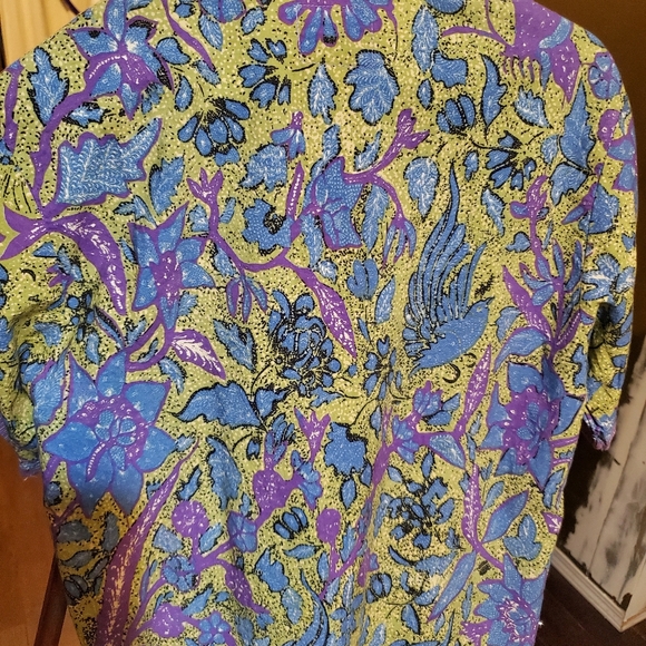 Mens ikat tribal shirt - Picture 3 of 3